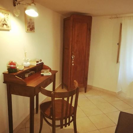 Oneiro Bed And Relax Apartment Benevento Exterior foto