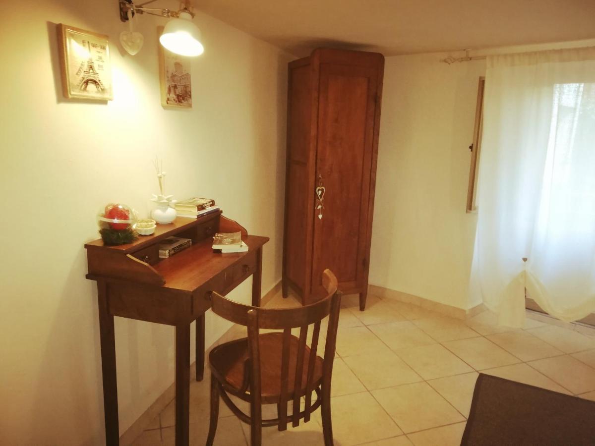 Oneiro Bed And Relax Apartment Benevento Exterior foto