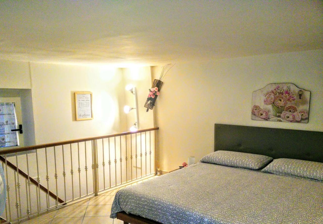 Oneiro Bed And Relax Apartment Benevento Exterior foto