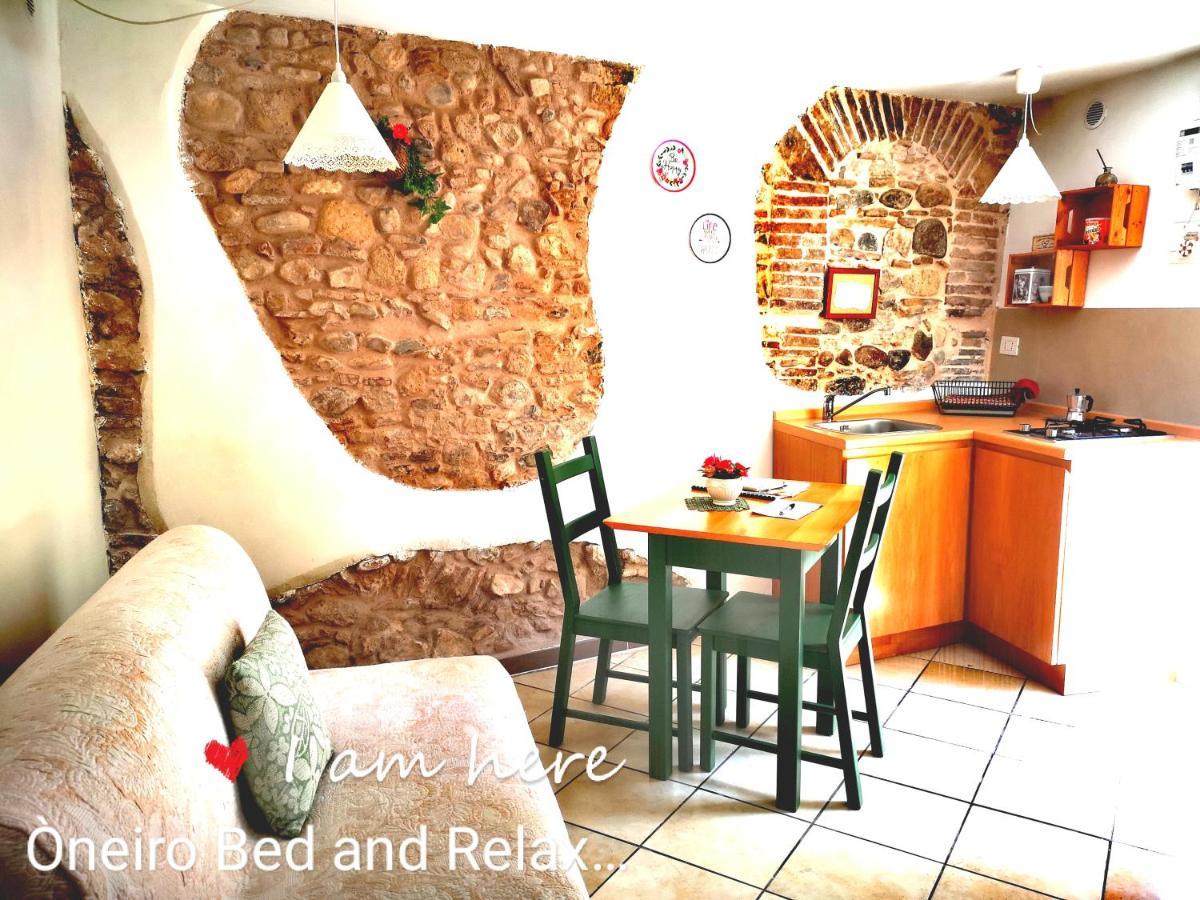 Oneiro Bed And Relax Apartment Benevento Exterior foto