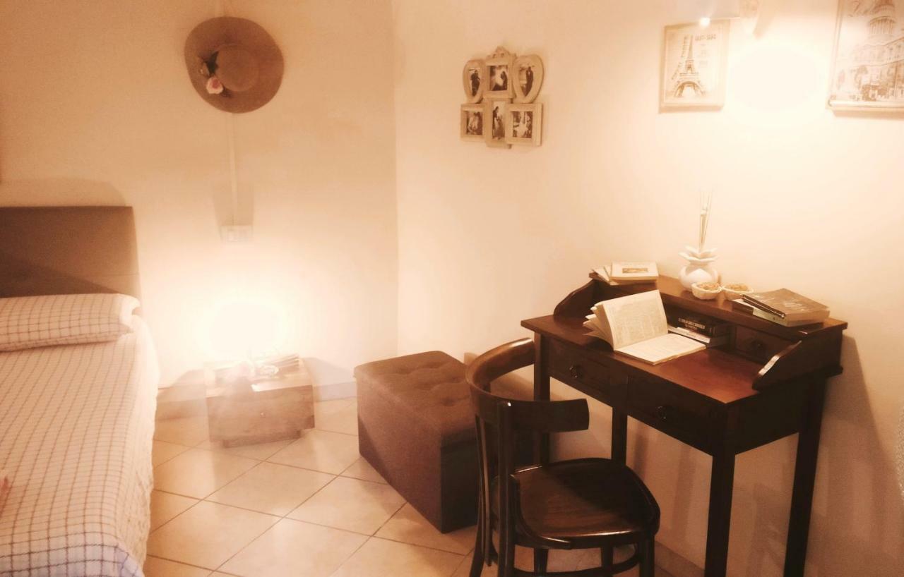 Oneiro Bed And Relax Apartment Benevento Exterior foto